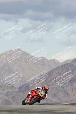 media/Nov-16-2025-Race Pace (Sun) [[8c5fa54630]]/Verified Riders/5-Turn 9 (1135am)/